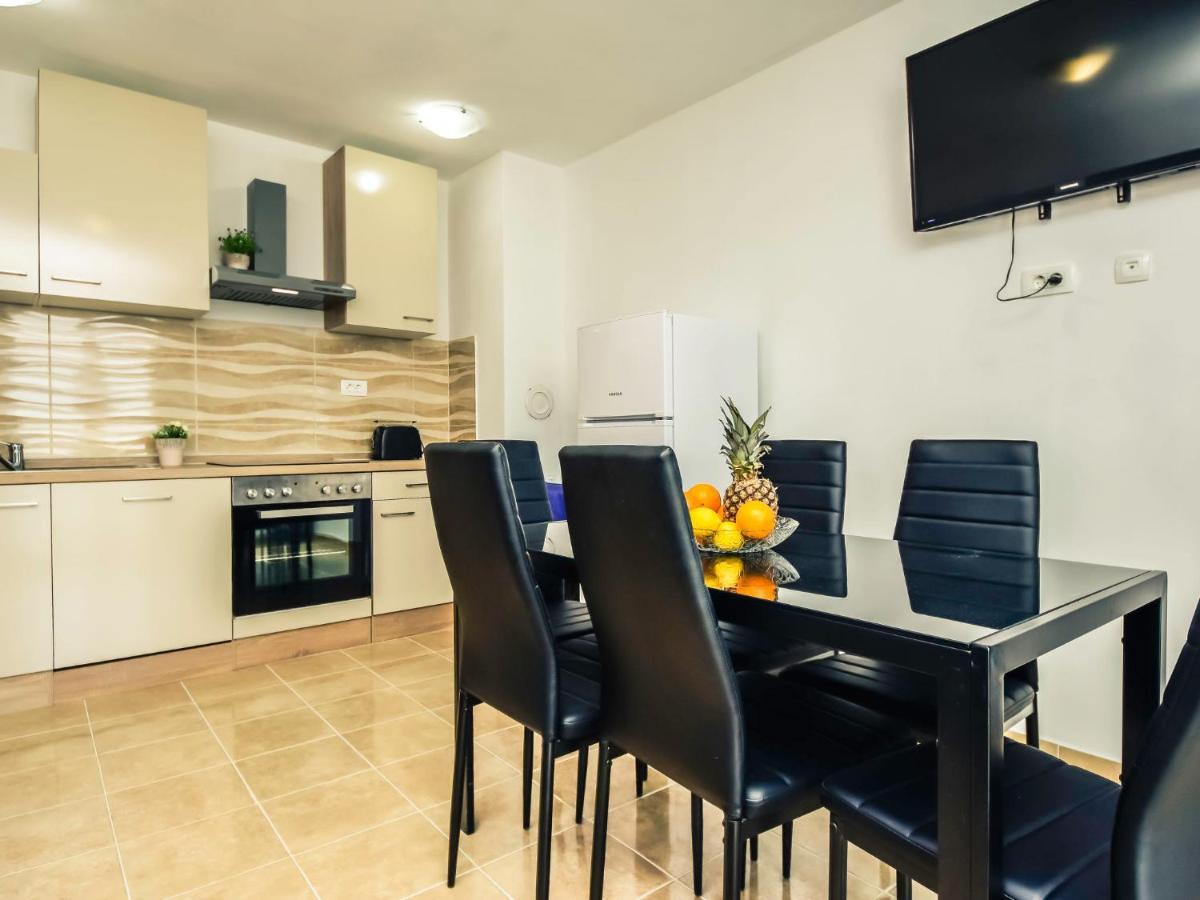 Holiday Home Marijana By Interhome Maslenica Exterior foto